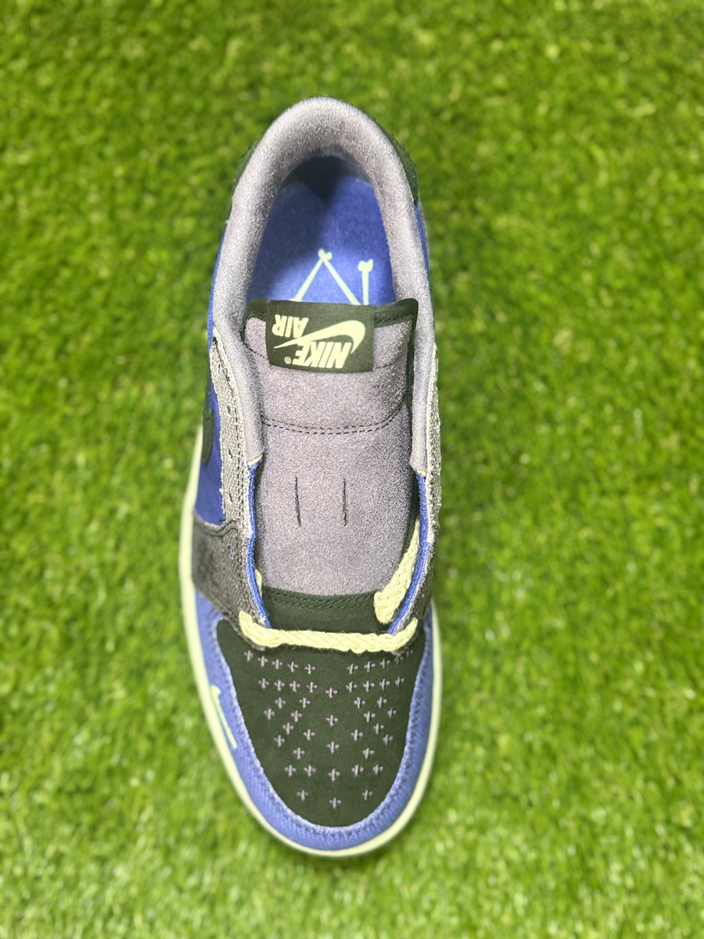 Men’s Zion Williamson x Air Jordan 1 Retro Low OG 'Voodoo Alternate size 7.5 (Damaged Box)