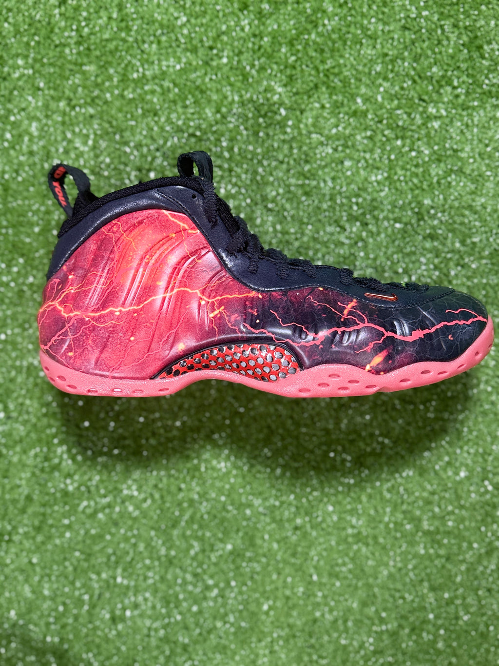 Nike Air Foamposite One "Stranger Things" Men's Shoe