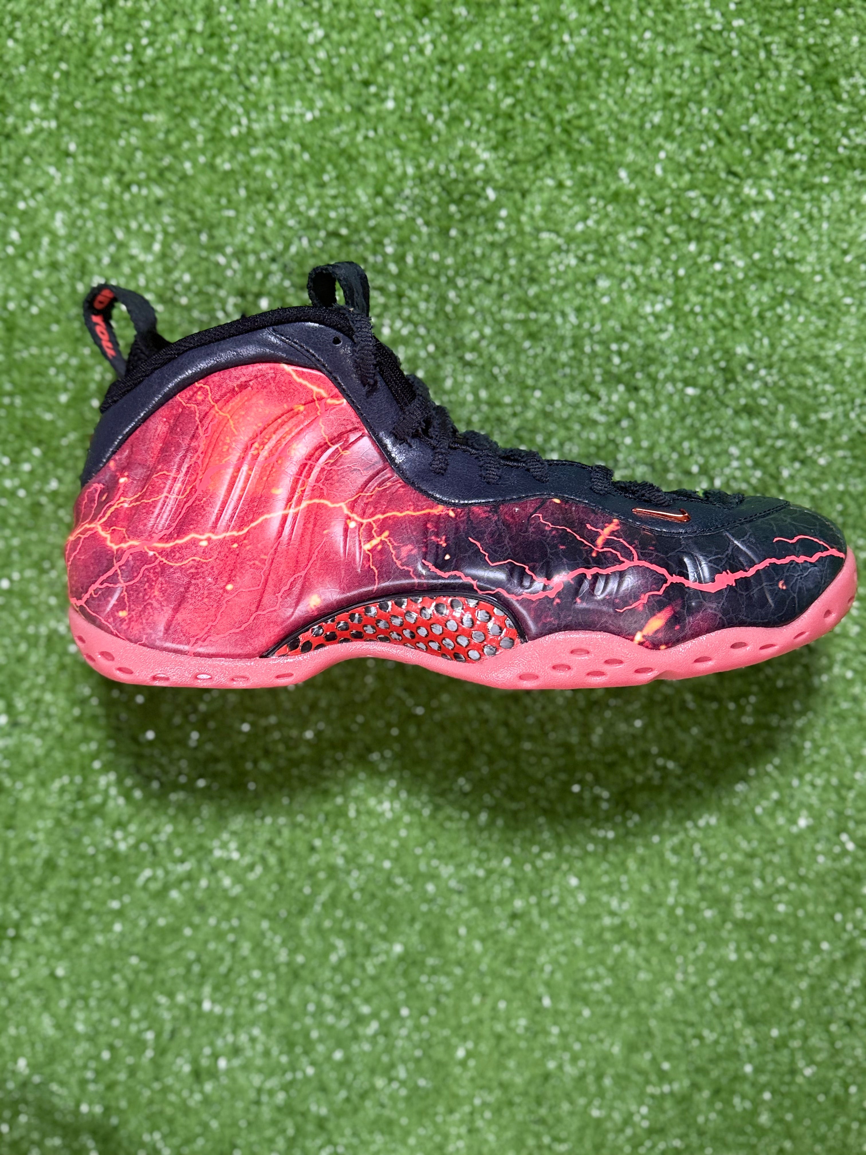 Nike Air Foamposite One "Stranger Things" Men's Shoe