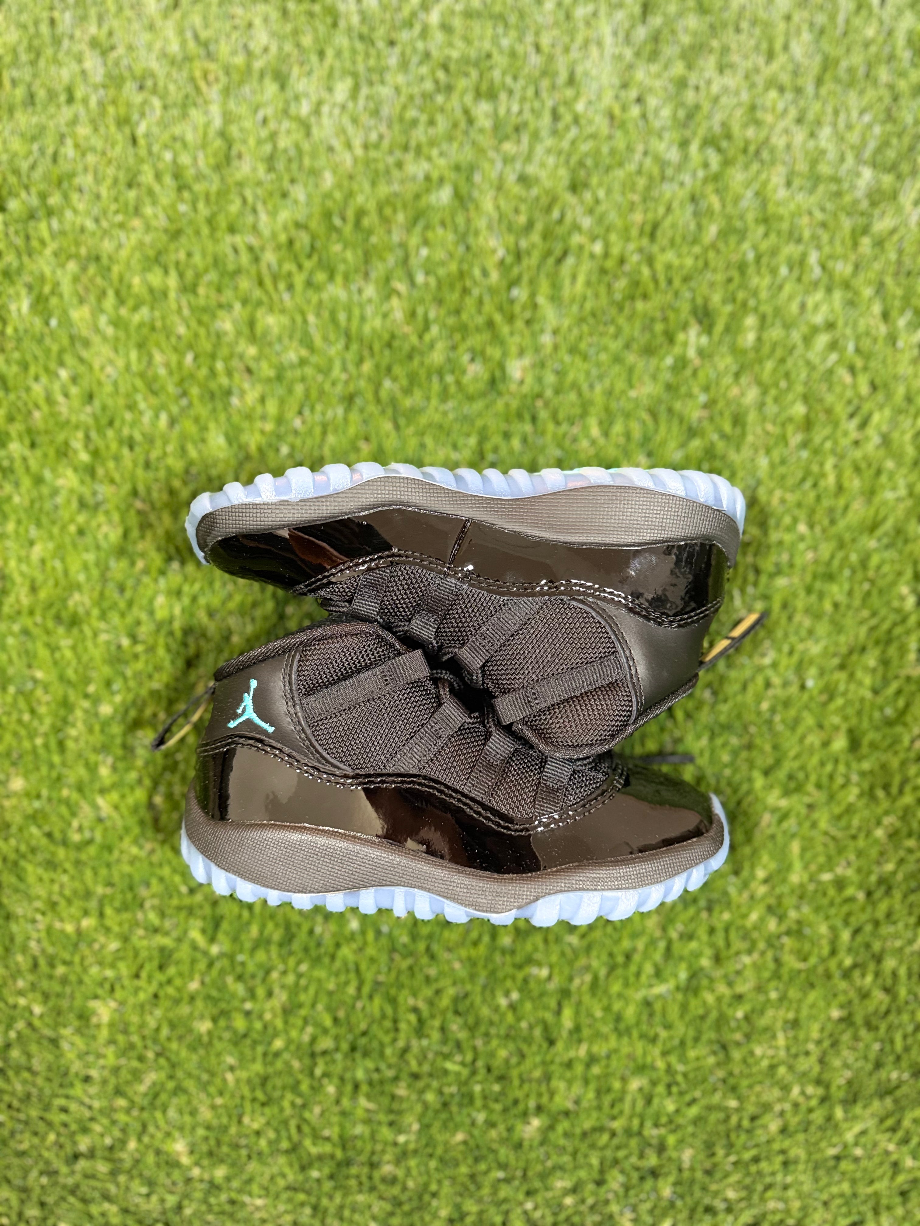 Jordan 11 Retro Gamma Blue (2025) (TD) size 9C