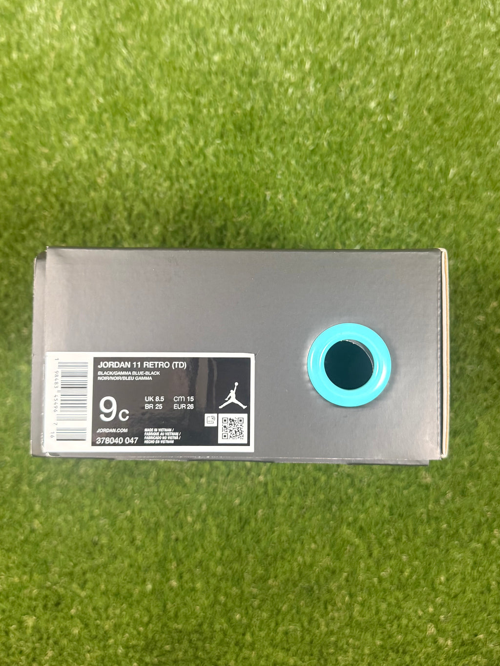 Jordan 11 Retro Gamma Blue (2025) (TD) size 9C