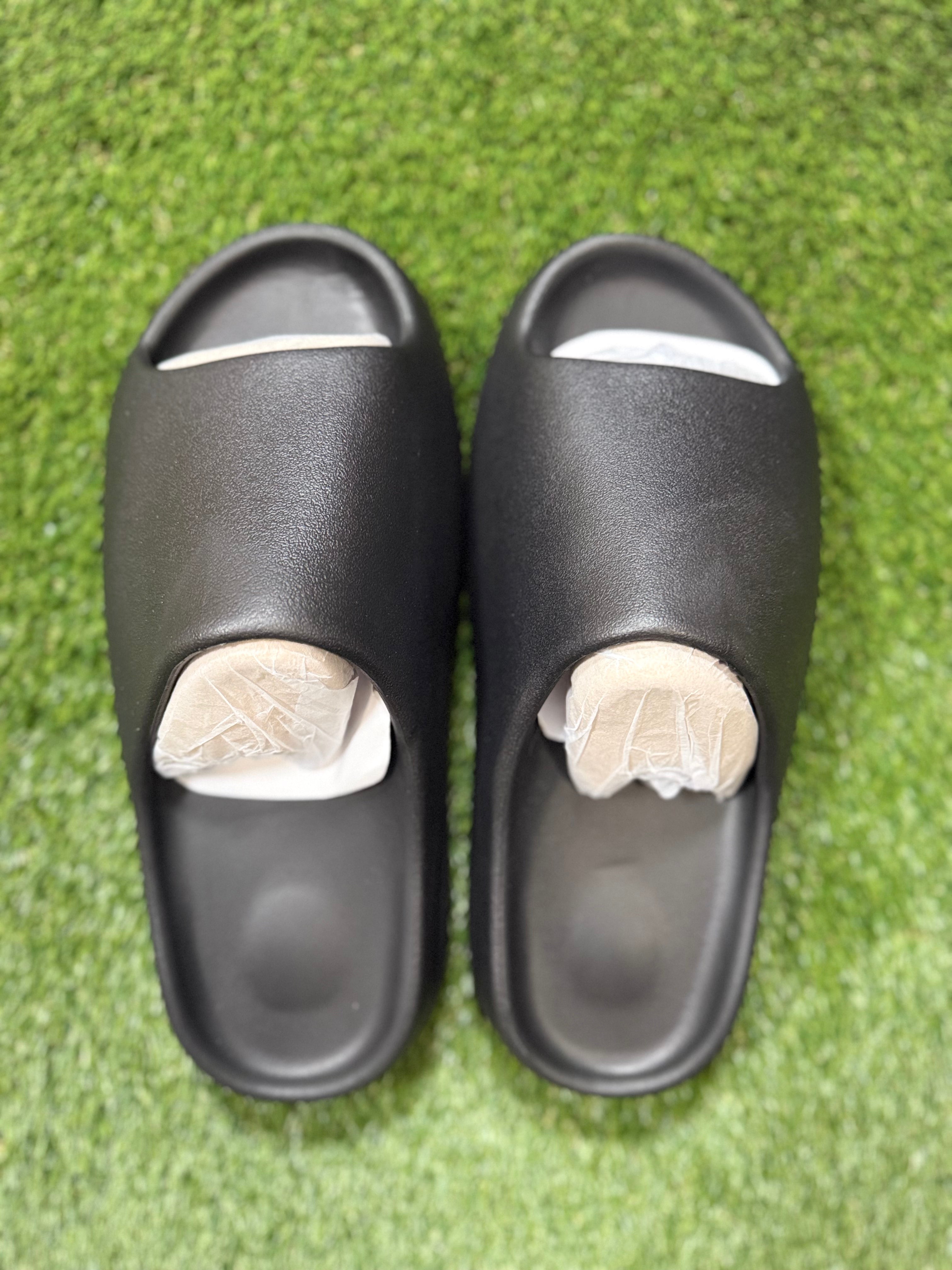 Men’s YZY YS-01" slides
